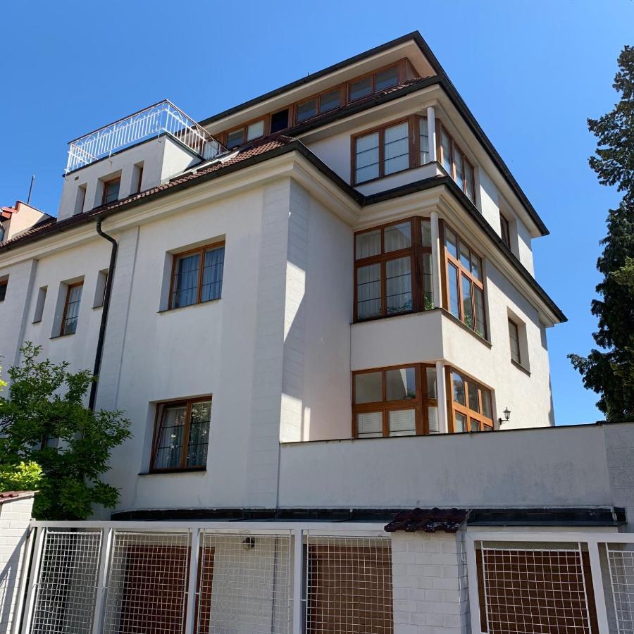 Residence Sarka Praga Esterno foto